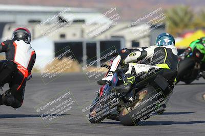 media/Dec-15-2023-Apex Assassins (Fri) [[91f19fb1c7]]/Trackday 2/Session 4 (Turn 16)/